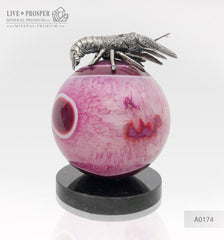 A silver figure of the Zodiac Sign Cancer on an agate sphere and a dolerite plate silver 925  Серебренный Знак зодиака - Рак на сфере из агата на пластине из долерита серебро 925 דמות כסף מזל סרטן על כדור אגת וצלחת דולריט כסף 925