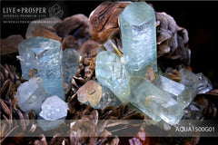 Sky Blue aquamarine Island with Pink Apatite 9 020 CT on Muscovite Небесно-голубой аквамариновый «Остров» с розовым Апатитом 9 020 Карат на мусковите 